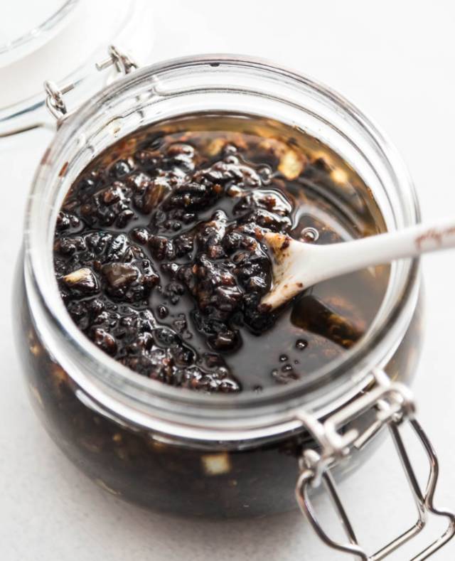 Fermentierte Tofu m. SCHWARZE BOHNEN 380g