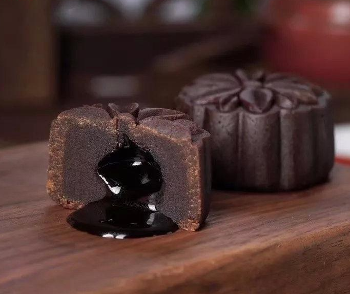 Black Truffle Chocolate Mooncake 60g