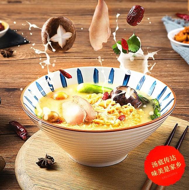 五連包スープおいしいオリジナルチキンスープ味インスタントラーメン 5*84 グラム