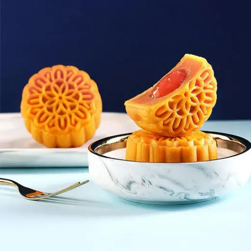 Mooncake w. custard filling 60g